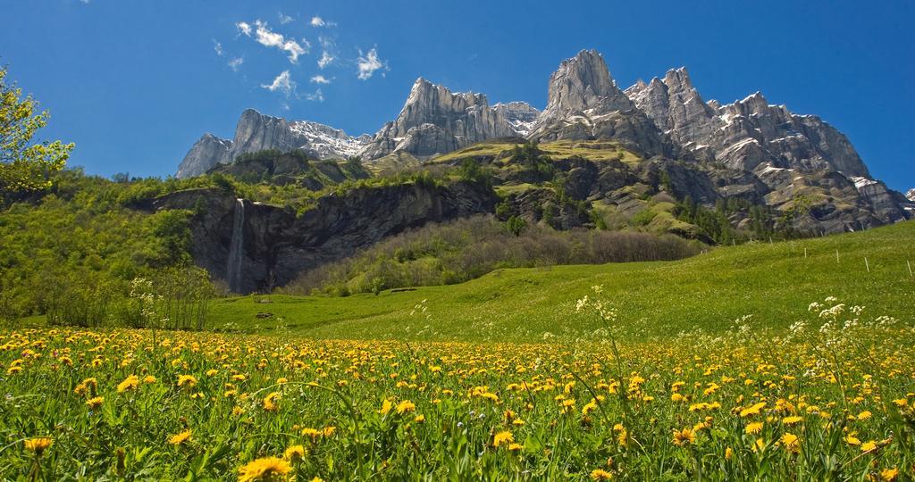 Le Bristol Leukerbad Exteriör bild